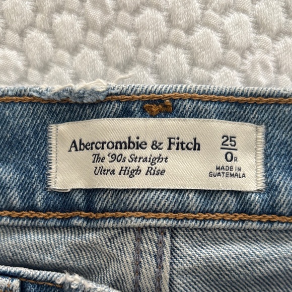 Abercrombie & Fitch The 90’s Straight Ultra High Rise - Picture 4 of 4